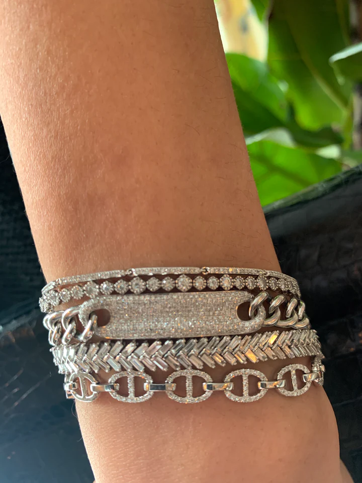14K Solid Gold Diamond Equestrian Link Bracelet view 3