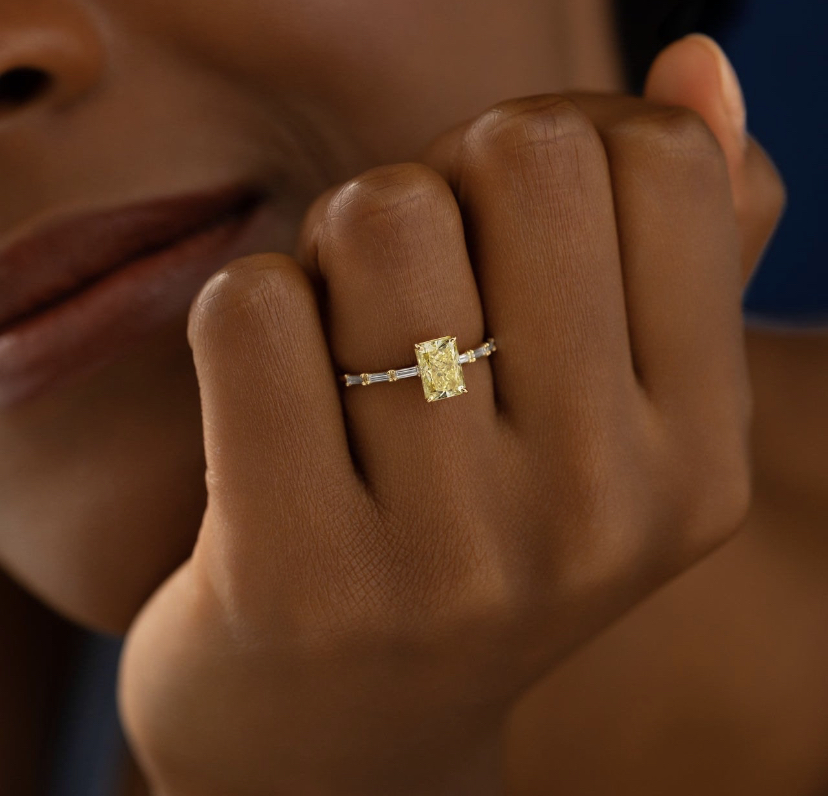 14K Solid Gold 1.5ct Emerald Cut Moissanite Engagement Ring