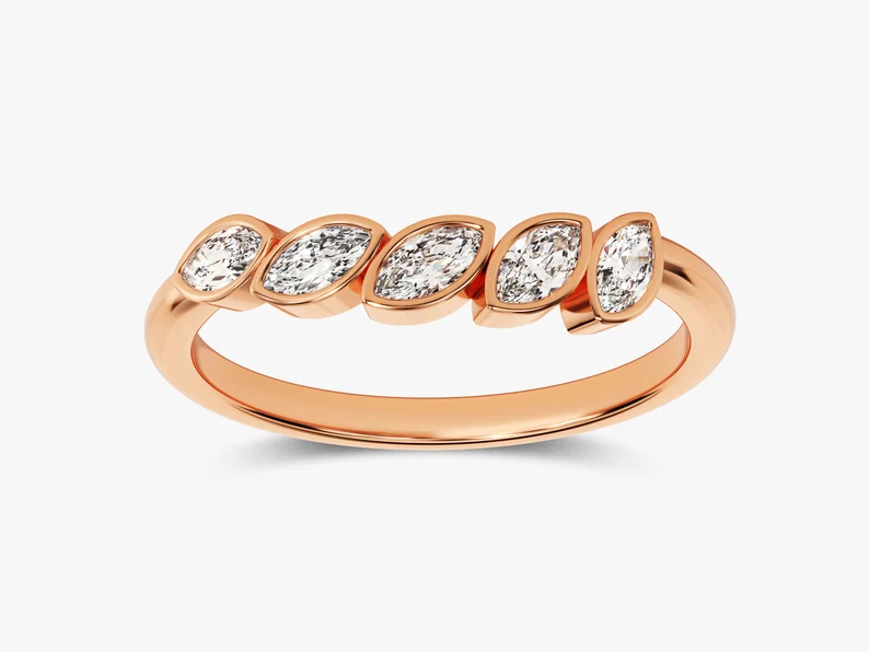 Your Easy Guide to Buying Wedding Rings Online